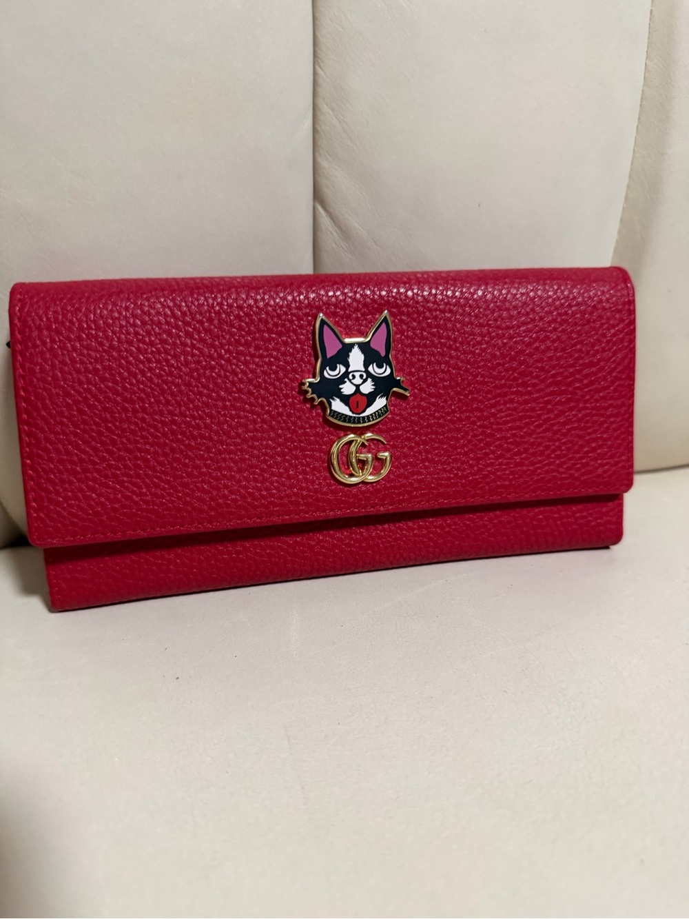 Gucci Red Leather Continental Wallet with Cat Patch and Gold Double G - Picture 2 of 10